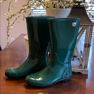 Ugg rain boots
